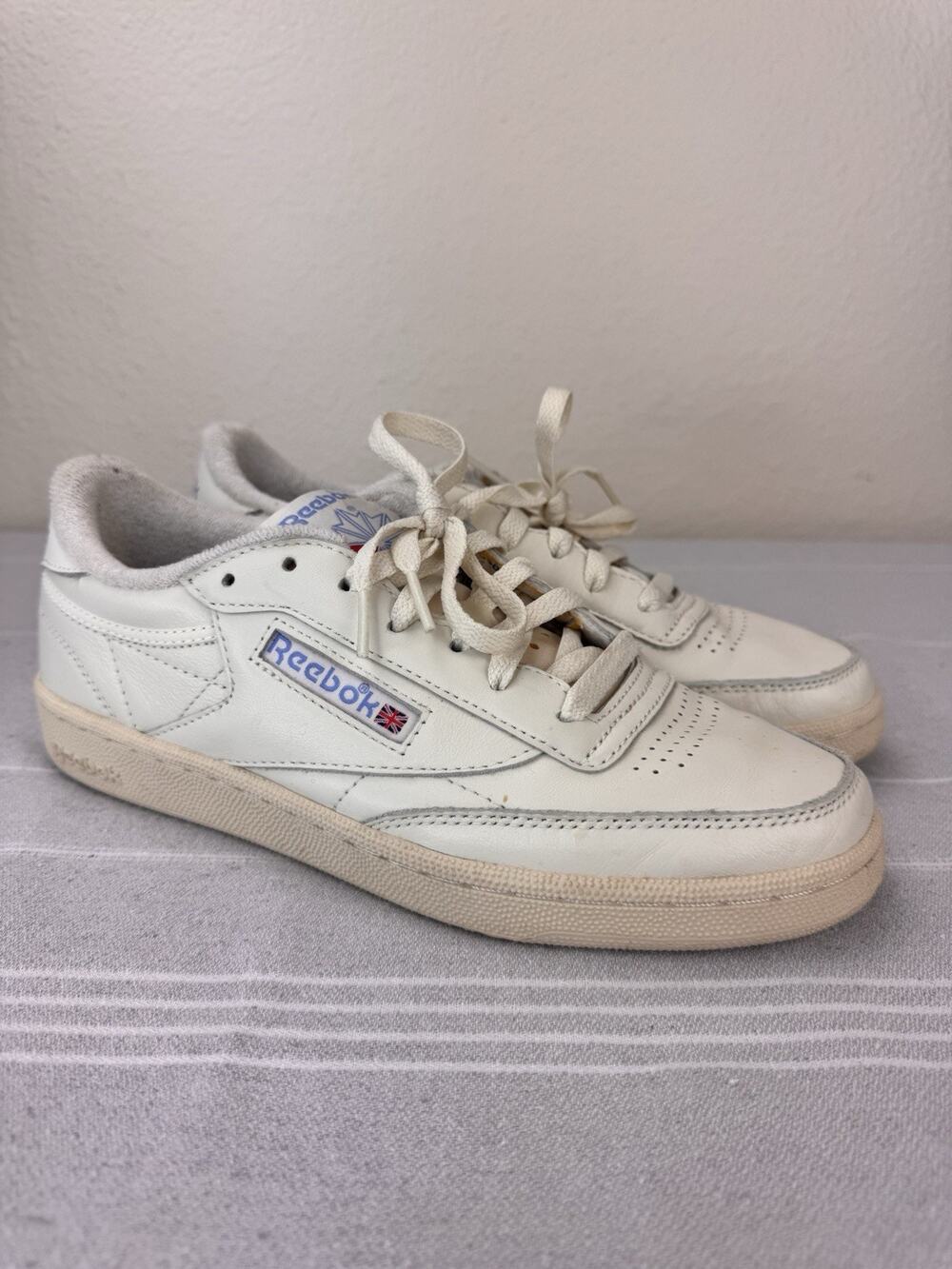 Reebok Club C 85 Vintage Tennis Shoes Retro Sneakers Chalk Alabaster Sky Blue 9